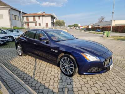 Maserati Quattroporte 3.0 V6 Diesel 275cv automatica Blu/Azzurro usata Prevalle