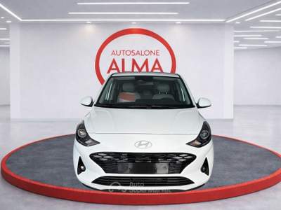 Hyundai i10 1.0 MPI A/T Prime Bianco usata Castellanza