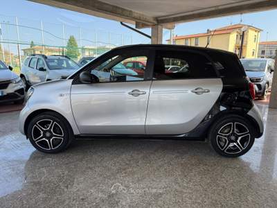 Smart ForFour 0.9 T 90CV Passion Twinamic , CAMBIO AUT - TETTO Grigio usata Desenzano del Garda