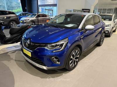 Renault Captur 1.0 TCE 90 TECHNO Blu/Azzurro usata Salerno