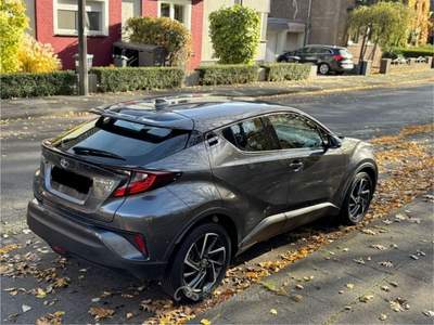 Toyota C-HR 2023 Toyota C-HR 1.8 Hybrid Lounge Led Grigio usata Pognana Lario