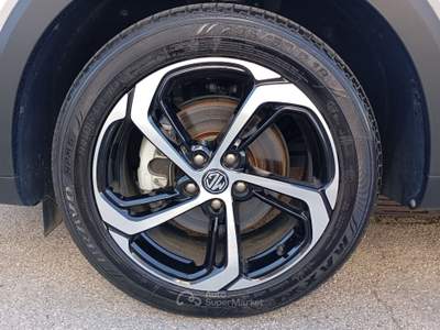 MG HS Hs 1.5 t-gdi luxury auto Argento usata San Vendemiano