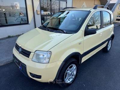 Fiat Panda Panda 1.3 MJT 16V 4x4 Climbing Giallo usata Lamporecchio