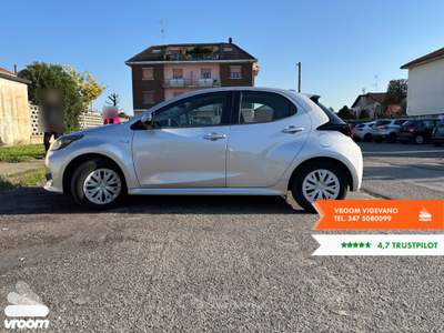 Toyota Yaris Yaris 1.5 Hybrid 5 porte Active Grigio usata Vigevano