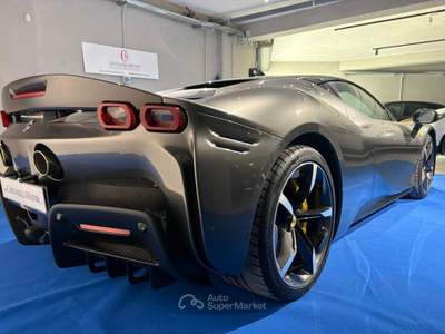 Ferrari SF90 ASSETTO FIORANO usata Arzano