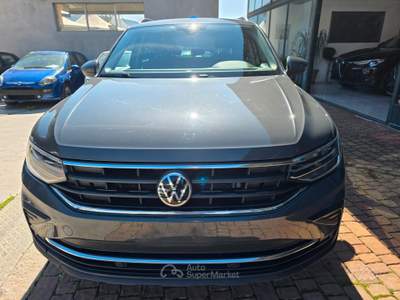 Volkswagen Tiguan SCR DSG Elegance usata SINISCOLA