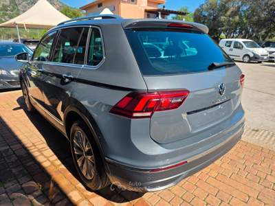 Volkswagen Tiguan SCR DSG Elegance usata SINISCOLA