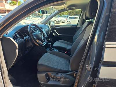 Volkswagen Tiguan SCR DSG Elegance usata SINISCOLA