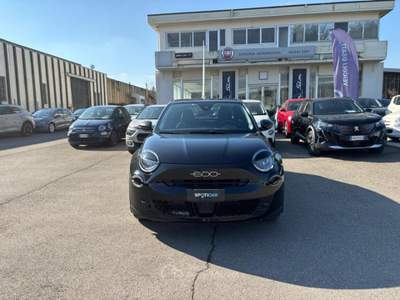 Fiat 600 PROMO 1.2 hybrid 110cv auto Nero usata Borgo San Lorenzo