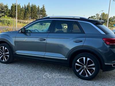Volkswagen T-Roc 1.6 TDI SCR Style BlueMotion Tech. Grigio usata Casarano