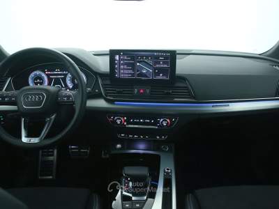 Audi Q5 40 TDI S Line quattro S tronic Verde usata Feltre