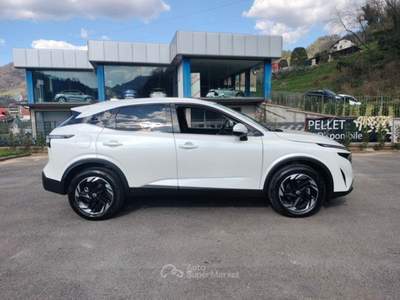 Nissan Qashqai 1.3 MHEV 140 N-Connecta Bianco usata Bagni di Lucca