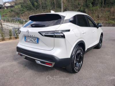 Nissan Qashqai 1.3 MHEV 140 N-Connecta Bianco usata Bagni di Lucca