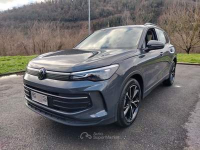 Volkswagen Tiguan 2.0 TDI 110KW SCR Life DSG Grigio usata Bagni di Lucca
