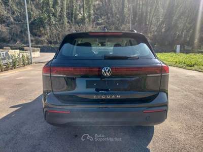 Volkswagen Tiguan 2.0 TDI 110KW SCR Life DSG Nero usata Bagni di Lucca