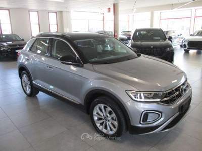 Volkswagen T-Roc T-Roc 1.0 tsi Style 110cv Argento usata Fossano