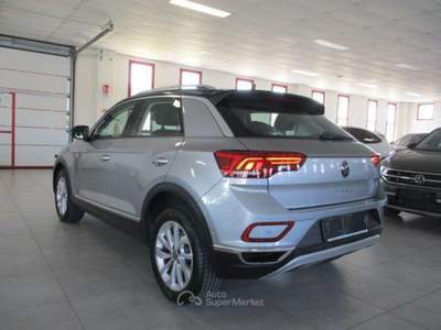 Volkswagen T-Roc T-Roc 1.0 tsi Style 110cv Argento usata Fossano