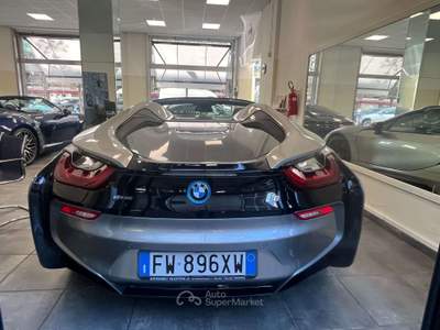 BMW i8 i8 i8 Roadster I15 Roadster 1.5 auto Grigio usata Milano