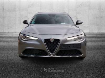 Alfa Romeo Giulia 2.0 Turbo 200 CV AT8 Super Grigio usata Pieve di Cento