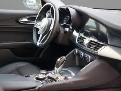 Alfa Romeo Giulia 2.0 Turbo 200 CV AT8 Super Grigio usata Pieve di Cento
