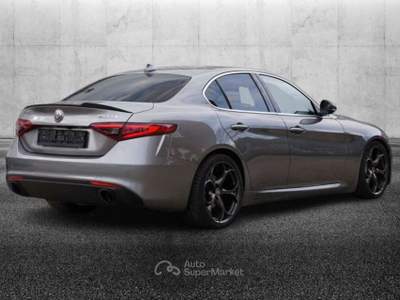 Alfa Romeo Giulia 2.0 Turbo 200 CV AT8 Super Grigio usata Pieve di Cento