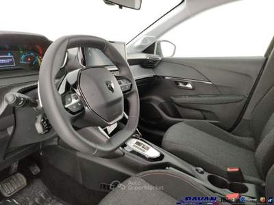 Peugeot 208 1.2 Hybrid 110 e-DCS6 5 porte Style Nero usata Piove di Sacco