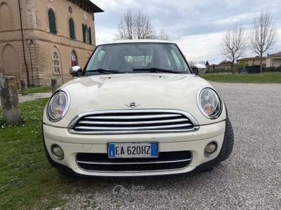 MINI Cooper 1.6 D Cooper ok NEOPATENTATI Beige usata Cascina