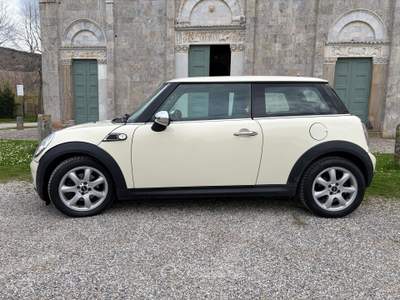 MINI Cooper 1.6 D Cooper ok NEOPATENTATI Beige usata Cascina
