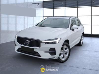 Volvo XC60 B4 (d) AWD Geartronic Momentum Pro Bianco usata Pieve di Cento
