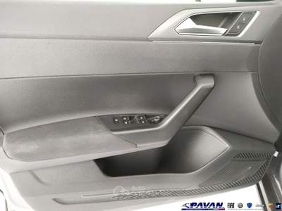Volkswagen Taigo 1.0 TSI 110 CV R-Line (+Tetto Apribile+MirrorPack) Grigio usata Piove di Sacco