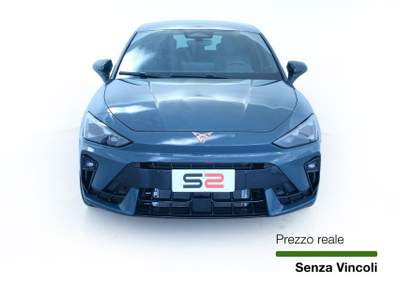 Cupra Leon Leon 1.5 eTSI 150 CV DSG Cerchi 19'' Black Blu/Azzurro usata Feltre