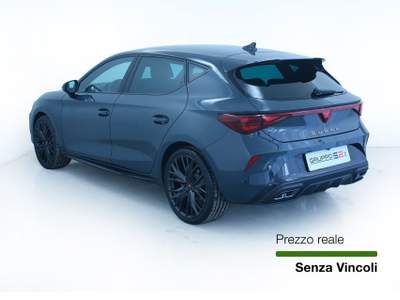 Cupra Leon Leon 1.5 eTSI 150 CV DSG Cerchi 19'' Black Blu/Azzurro usata Feltre