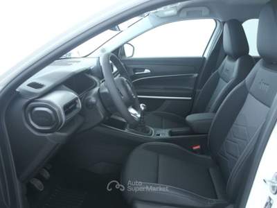 Jeep Avenger 1.2Turbo Summit Pack Infotainment JBL Audio Sistem *EXTRA VANTAGGI Bianco usata Feltre