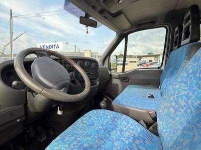 Iveco Daily 35-13 Bianco usata Massafra