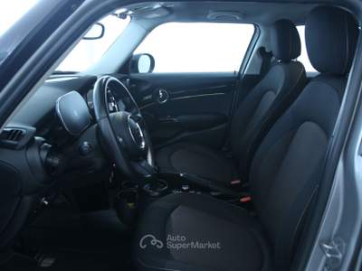 MINI Cooper Mini 5p 1.5 Cooper Classic auto Fari Bi-LED , fari posteriori LED con design Union Jack Argento usata Feltre