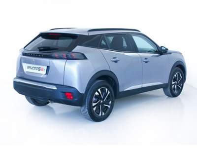 Peugeot 2008 PureTech 100 S&S Allure Sensori di parcheggio posteriori/Vetri posteriori oscurati *EXTRA VANTAGGI Grigio usata Feltre