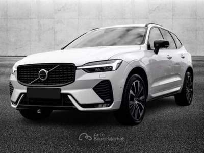 Volvo XC60 B4 (d) automatico Plus Dark Bianco usata Pieve di Cento