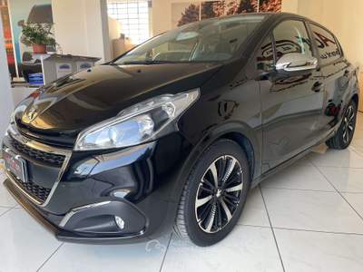 Peugeot 208 208 I 2015 5p 1.2 Signature s usata Lonate Pozzolo