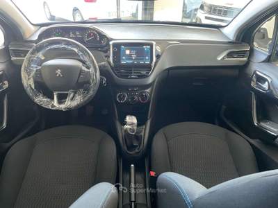 Peugeot 208 208 I 2015 5p 1.2 Signature s usata Lonate Pozzolo