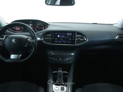 Peugeot 308 308 BlueHDi 130 S&S EAT8 Allure *EXTRA VANTAGGI Bianco usata Feltre