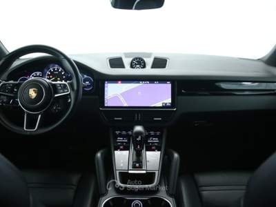 Porsche Cayenne 3.0 V6 E-Hybrid/MATRIX/BOSE/CERCHI 21'' Nero usata Feltre