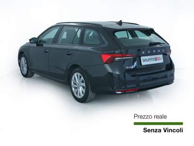 Skoda Octavia 2.0 TDI 150 CV DSG Wagon Executive Nero usata Feltre