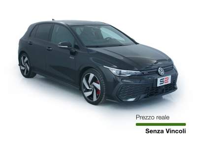 Volkswagen Golf Golf 2.0 TSI 265cv GTI DSG Tetto pano. Fari Matrix Nero usata Feltre