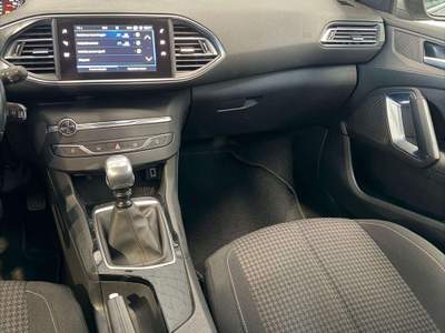 Peugeot 308 308 BlueHDi 130 S&S SW Allure Grigio usata Cornaredo