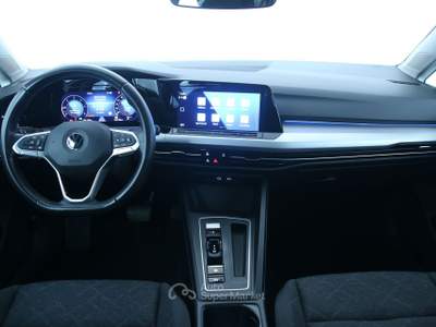 Volkswagen Golf Golf 2.0 TDI 150 CV DSG SCR Life Park Pilot/Fari a LED Argento usata Feltre