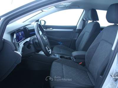 Volkswagen Golf Golf 2.0 TDI 150 CV DSG SCR Life Park Pilot/Fari a LED Argento usata Feltre
