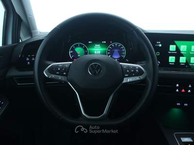 Volkswagen Golf 2.0 TDI Style DSG  Tetto panoramico/Pelle/Fari IQ.Light LED Performance Bianco usata Feltre