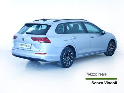 Volkswagen Golf 1.0 eTSI 81kW EVO Life DSG Park Pilot/Retrocamera Argento usata Feltre
