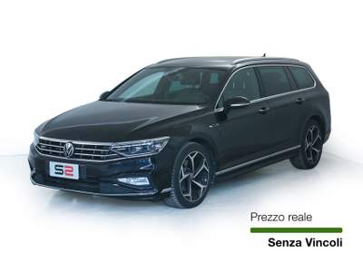 Volkswagen Passat 2.0 TDI SCR 4MOTION R-Line DSG LED MATRIX/R-line interno/Pelle Nero usata Feltre