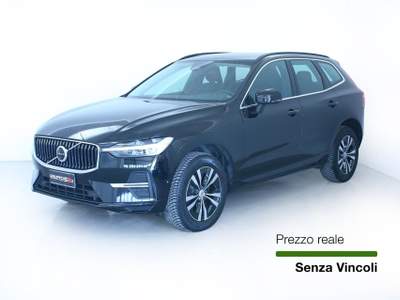 Volvo XC60 B4 D AWD Geartronic Momentum Pro Park assist camera Nero usata Feltre
